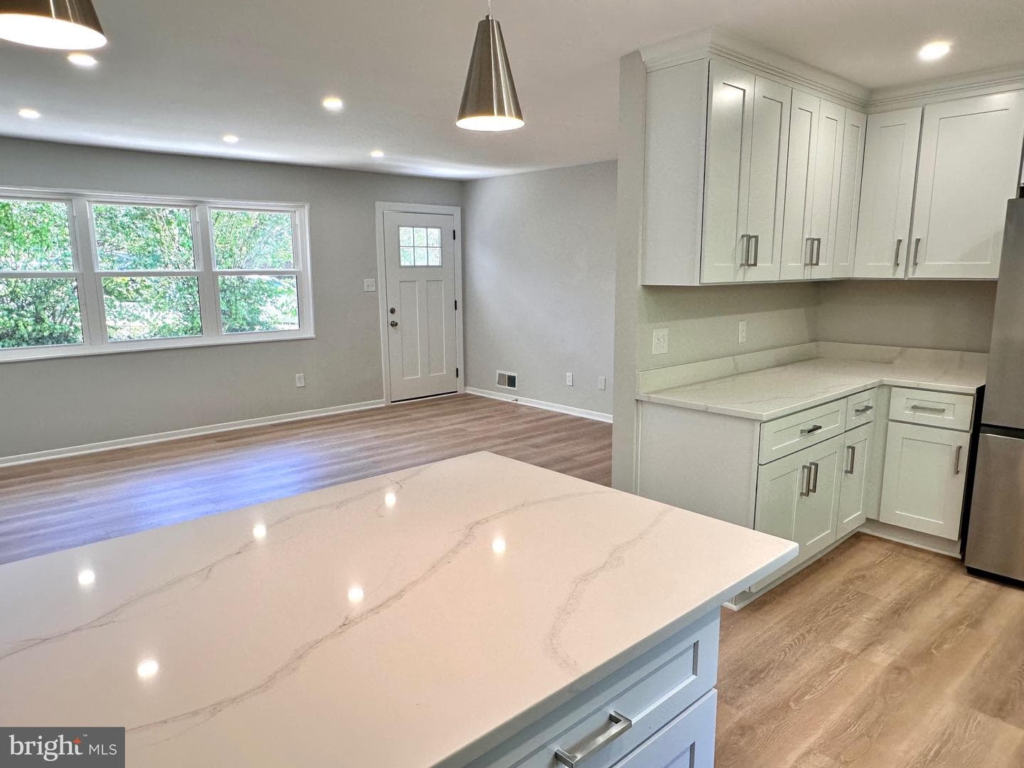 322 N Gordon Street photo 7