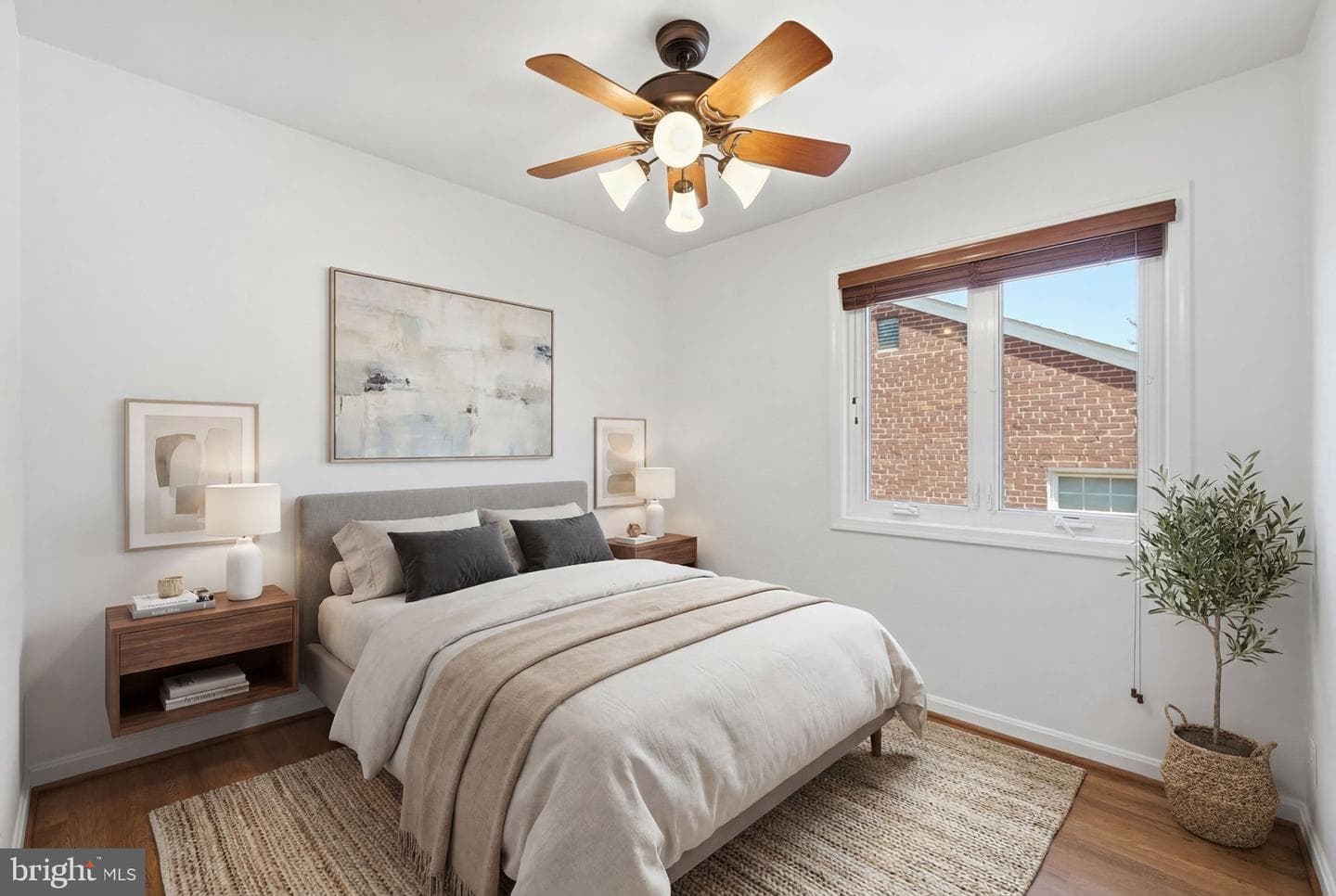 19 E Myrtle Street #a photo 15