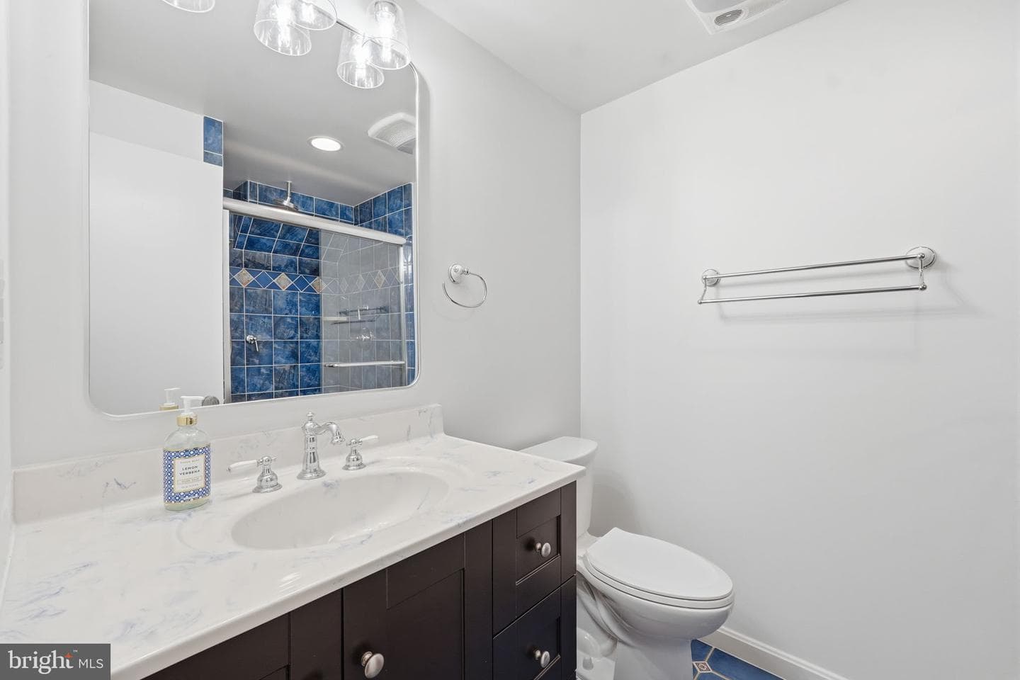 19 E Myrtle Street #a photo 22