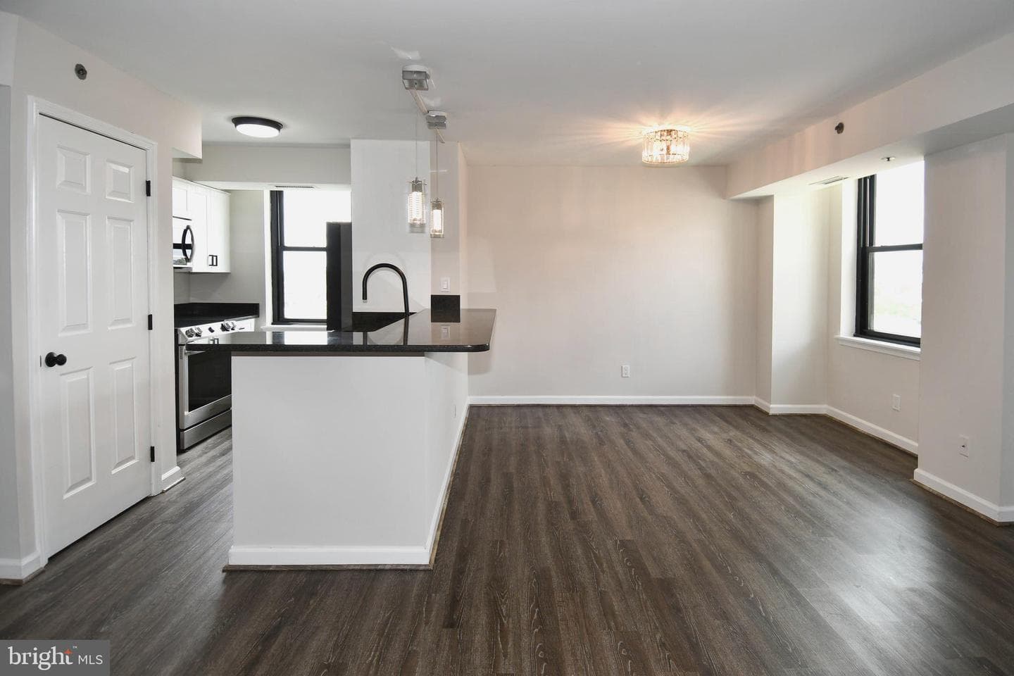 1200 Braddock Place #715 photo 7