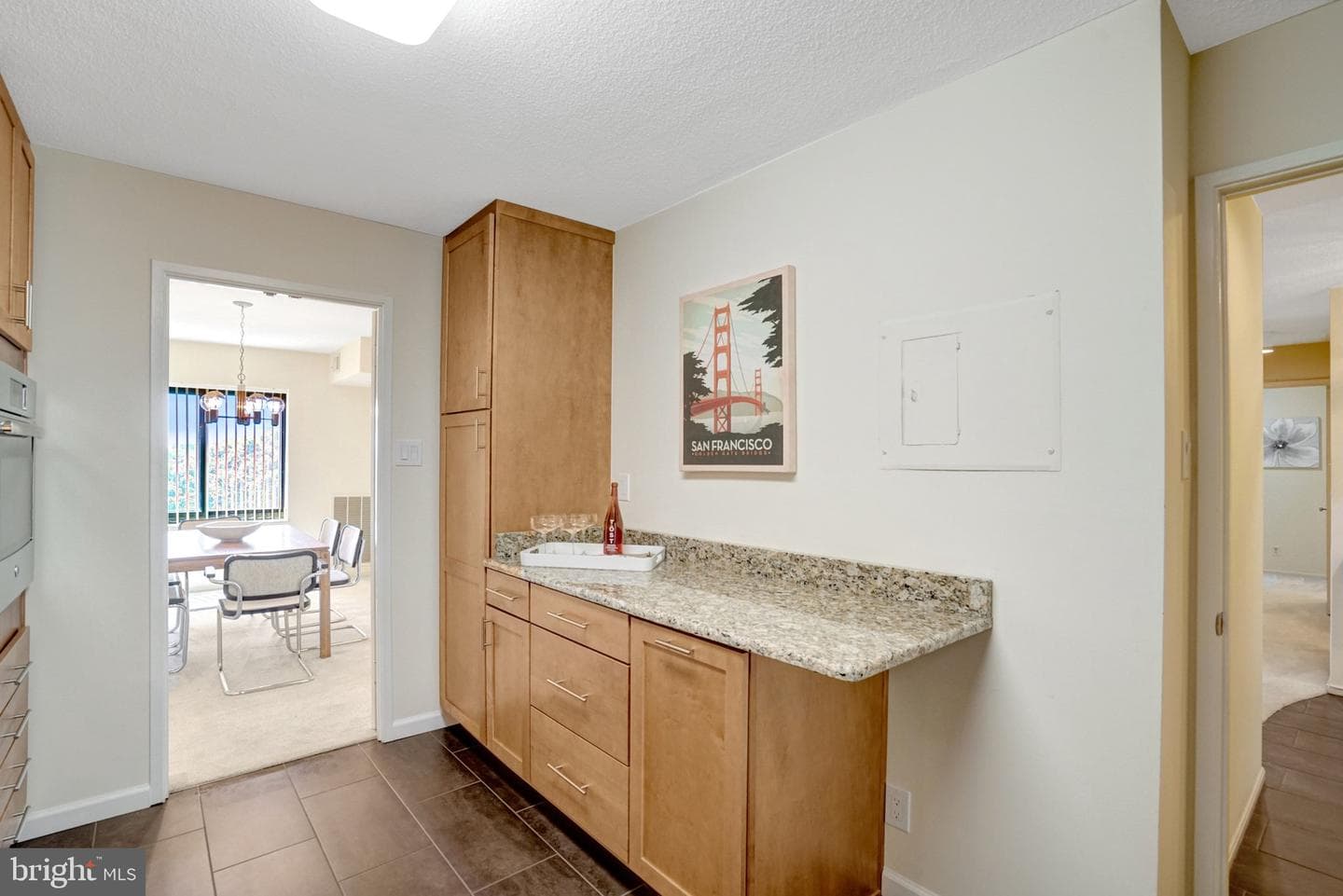 309 Yoakum Pkwy # 1105 photo 12