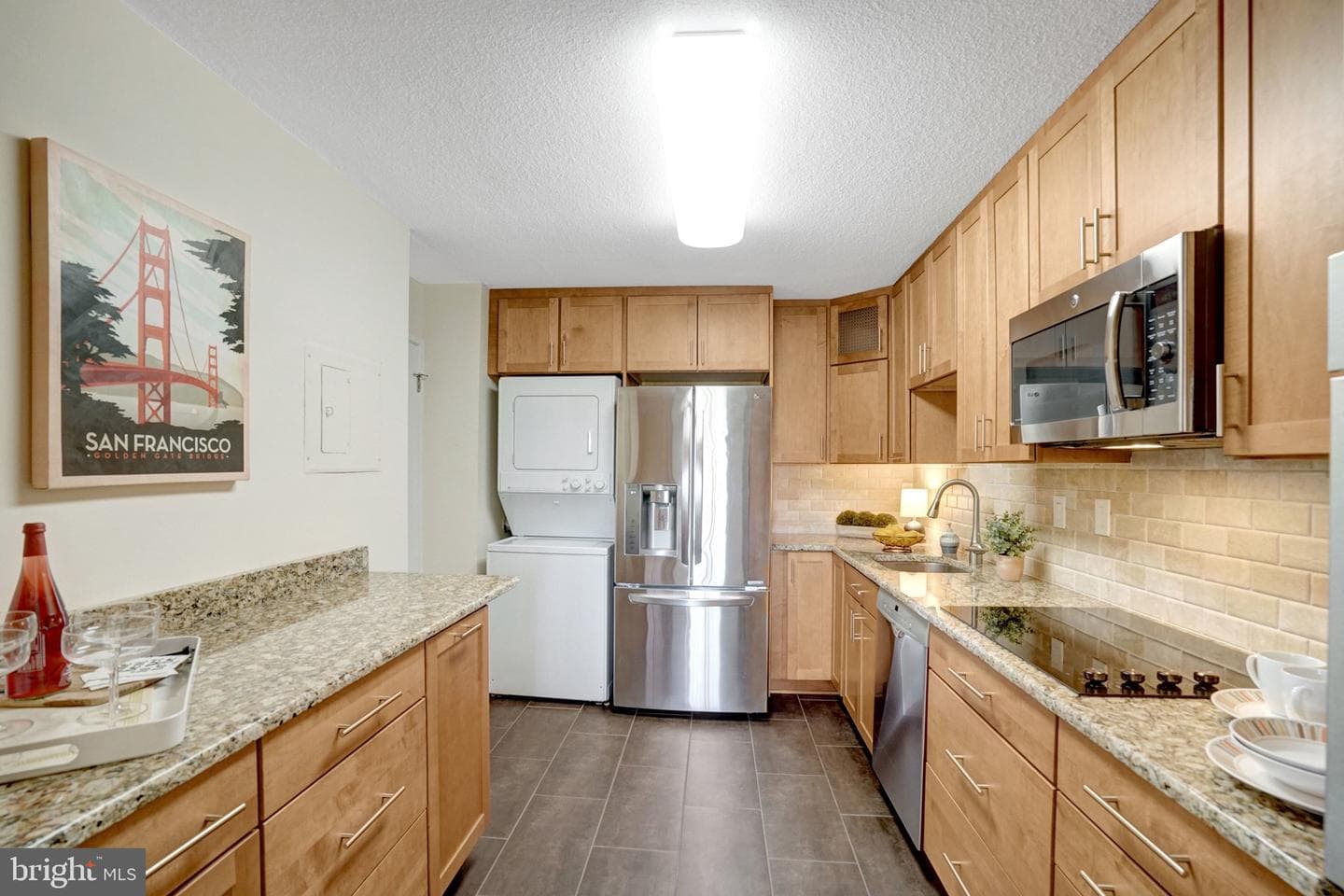 309 Yoakum Pkwy # 1105 photo 2