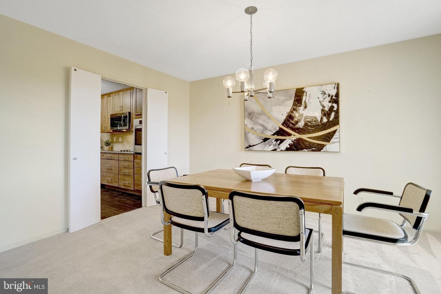 309 Yoakum Pkwy # 1105 photo 9