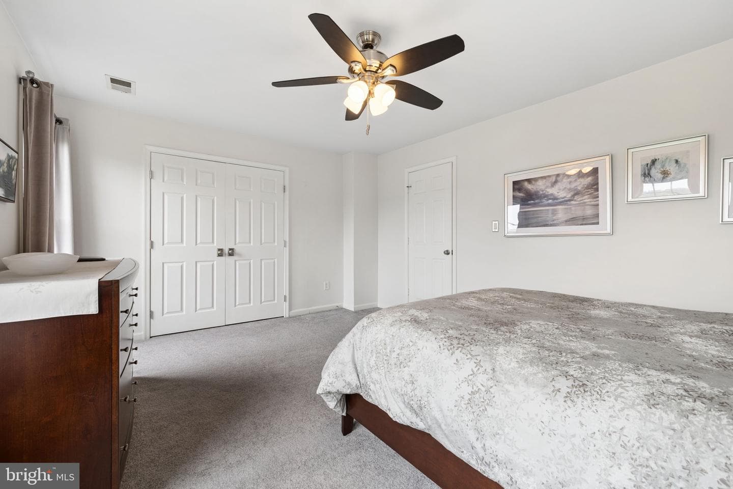 3911 Charles Avenue photo 22