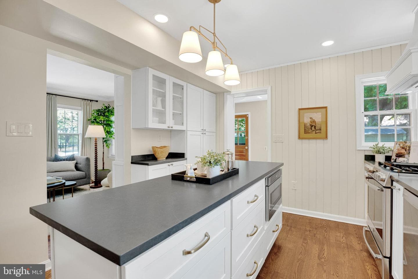 4 E Walnut Street photo 10