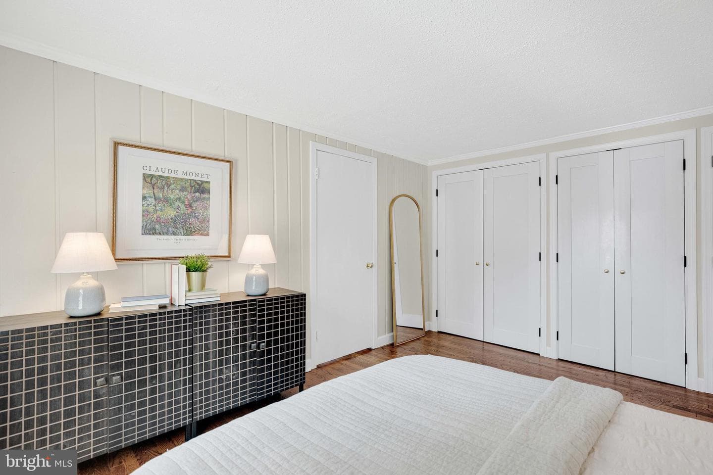 4 E Walnut Street photo 29