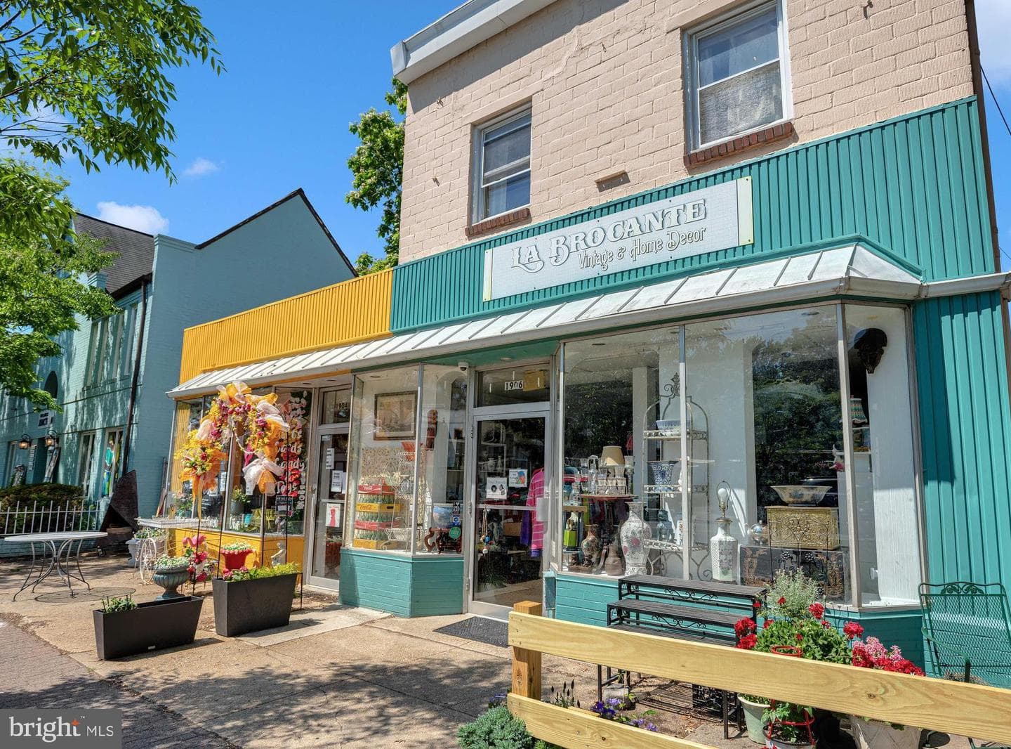 4 E Walnut Street photo 62