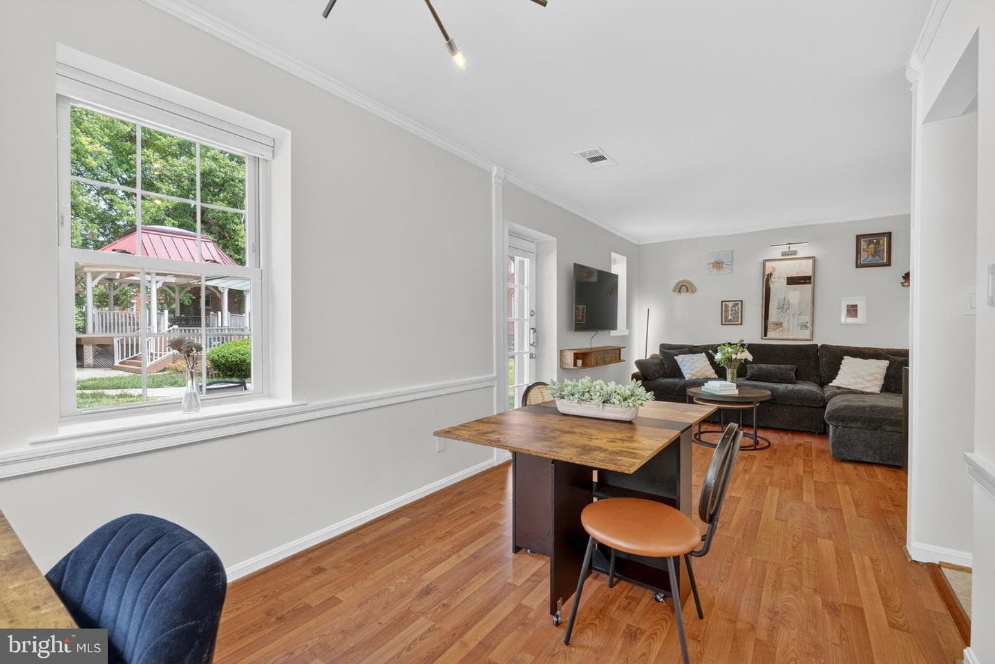 1301 E Abingdon Dr # 1 photo 6