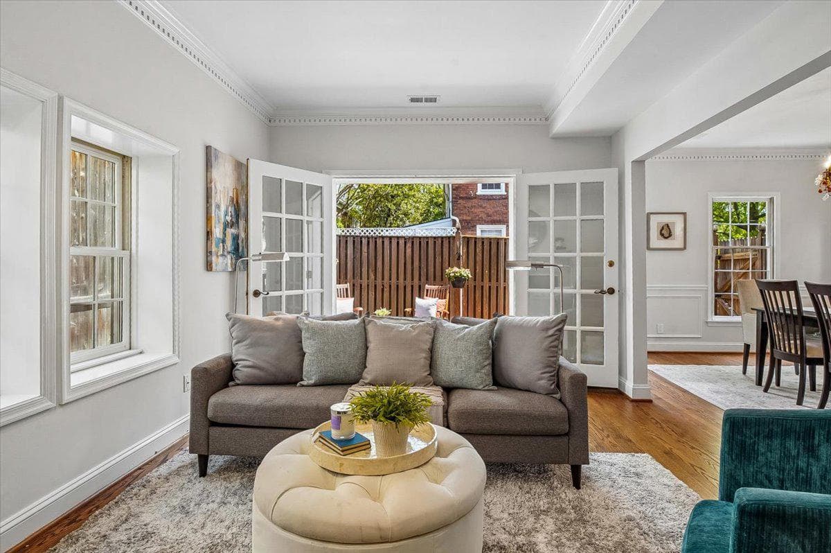 513 Franklin Street photo 17