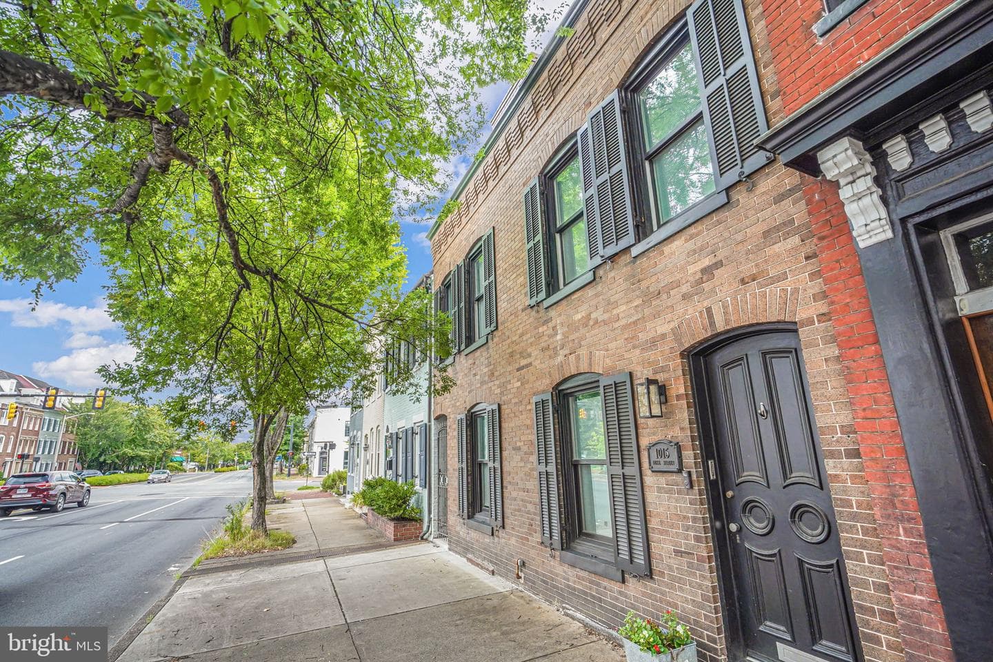 1015 Duke Street photo 53