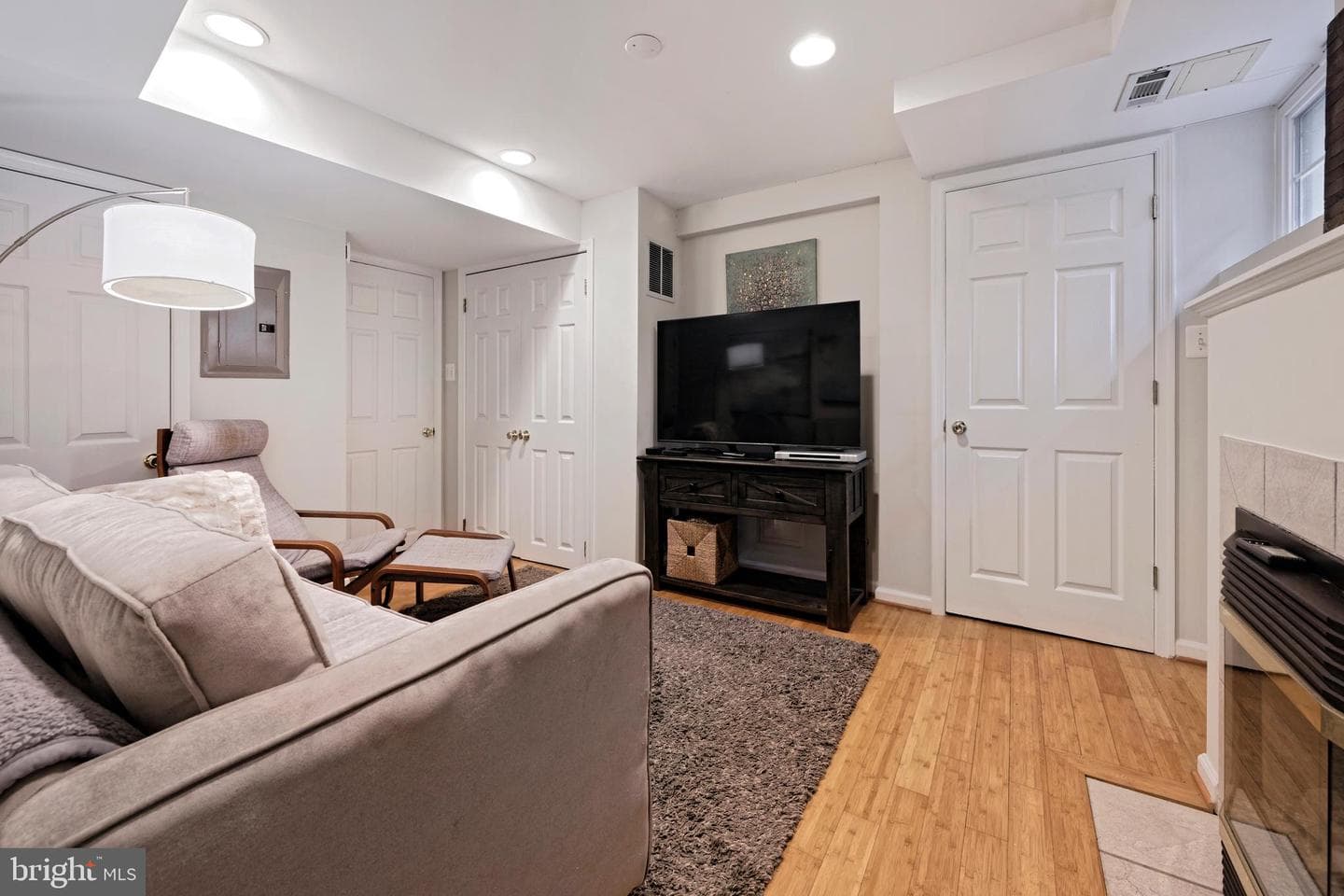 719 S Royal Street photo 20