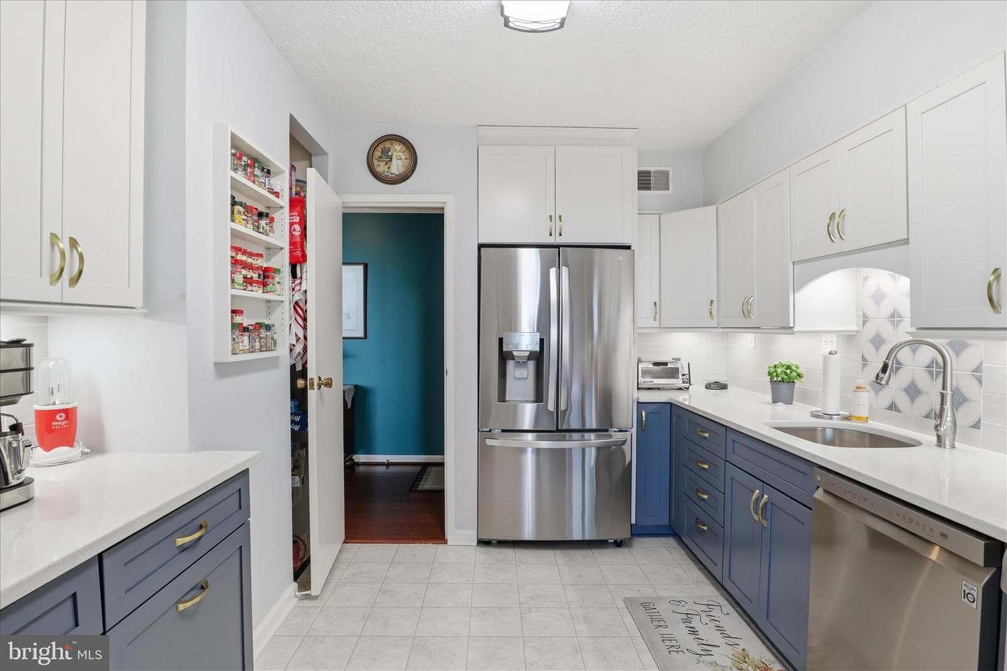 5500 Holmes Run Pkwy # 1406 photo 11