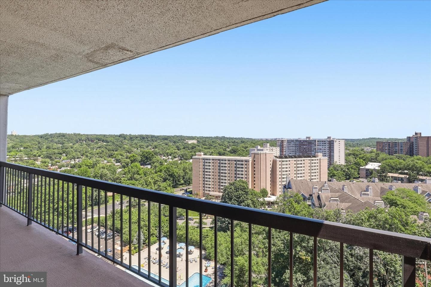 5500 Holmes Run Pkwy # 1406 photo 30
