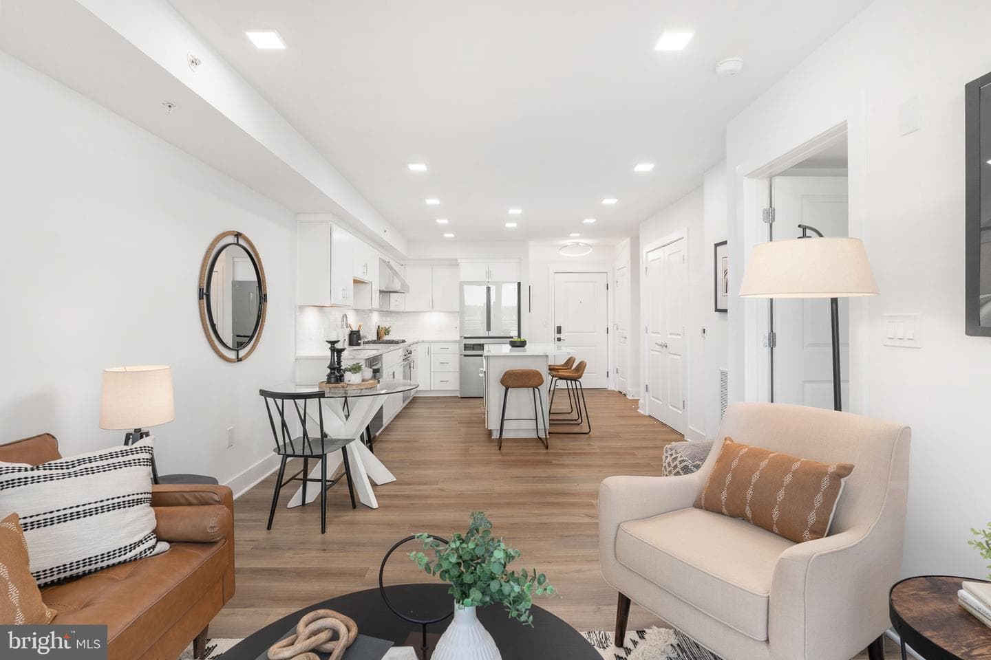701 N Henry Street #504 photo 13