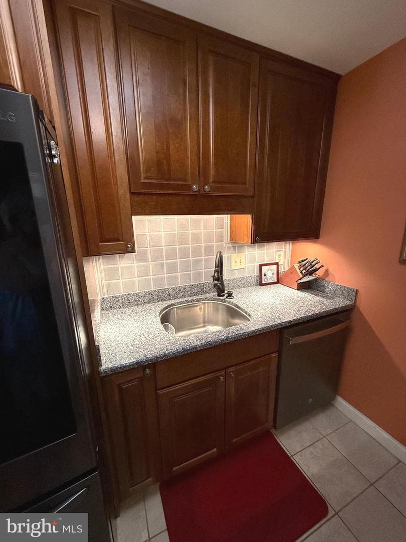1250 S Washington Street S #207 photo 17