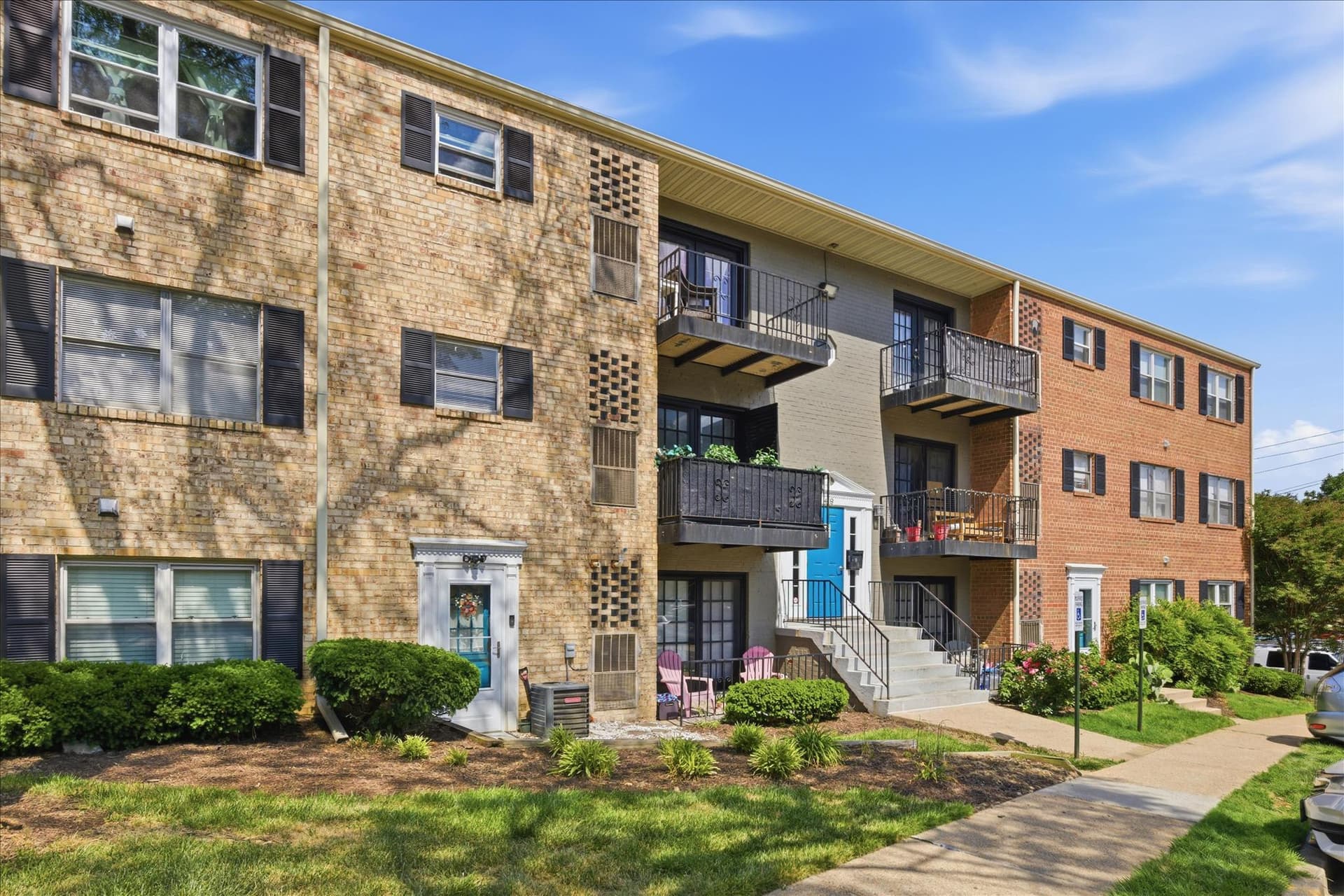 418 N Armistead Street N #201 photo 3