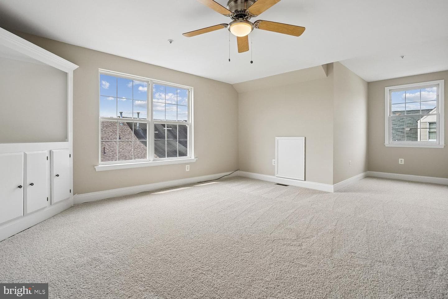 103 Meadows Lane photo 38