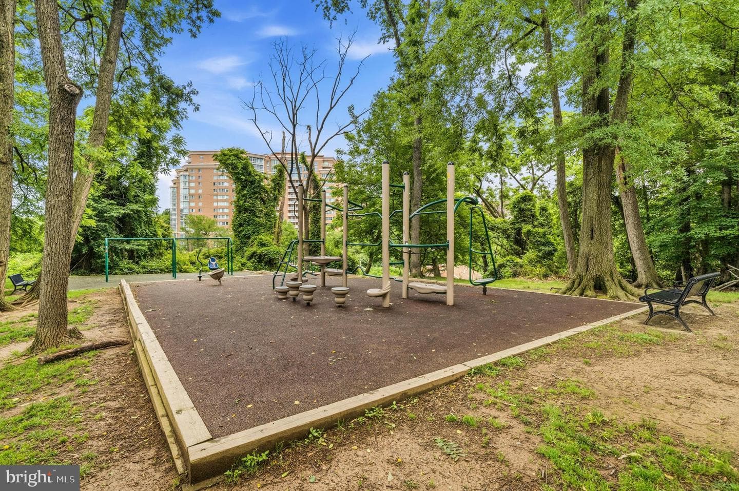 3210 S 28th Street #404 photo 23