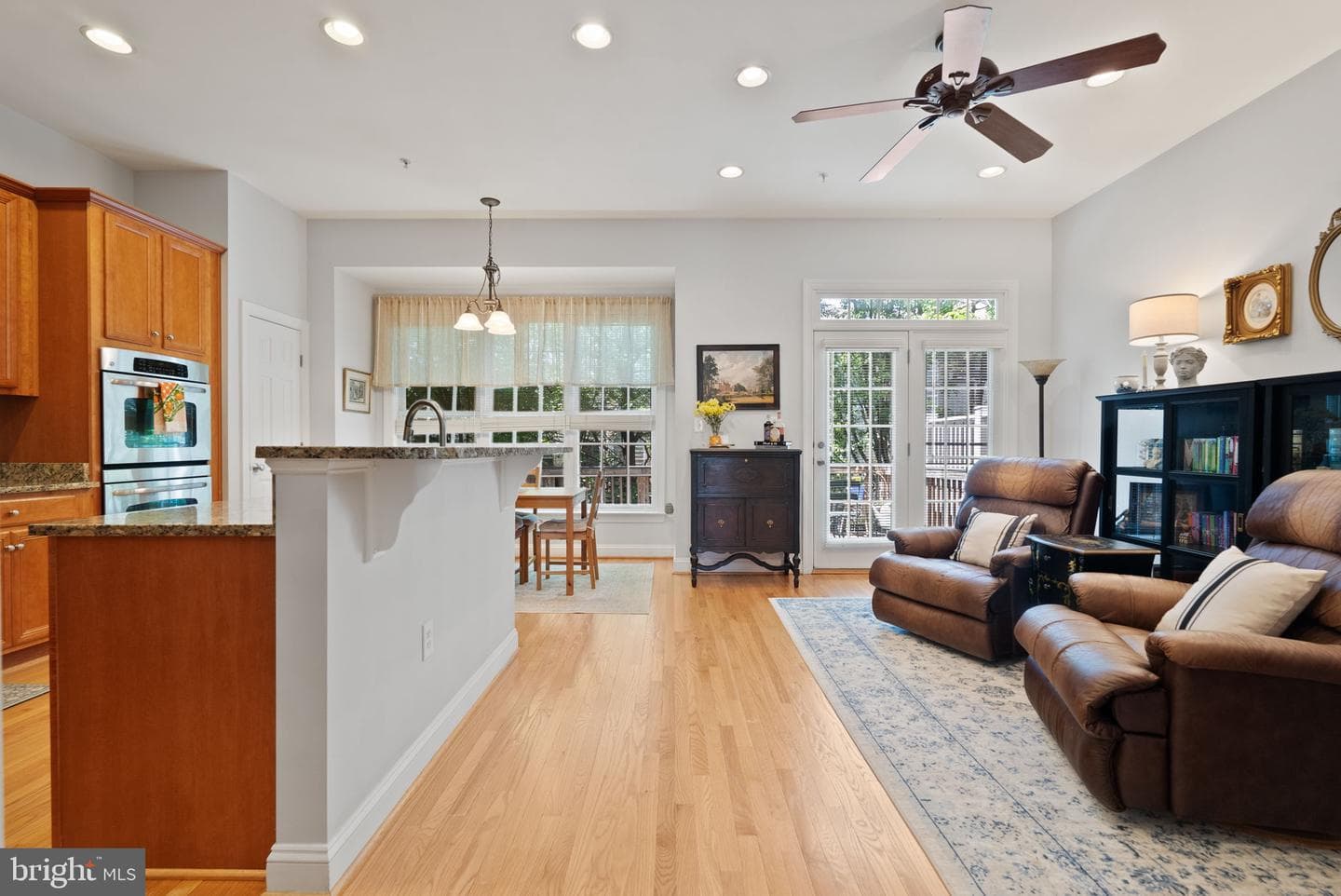 3549 Goddard Way photo 7