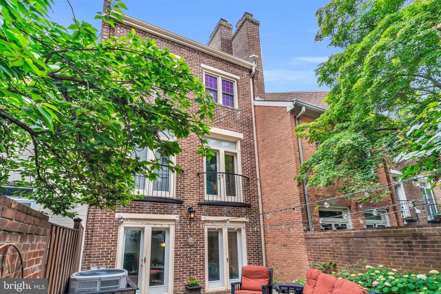 1118 N Pitt Street N photo 16