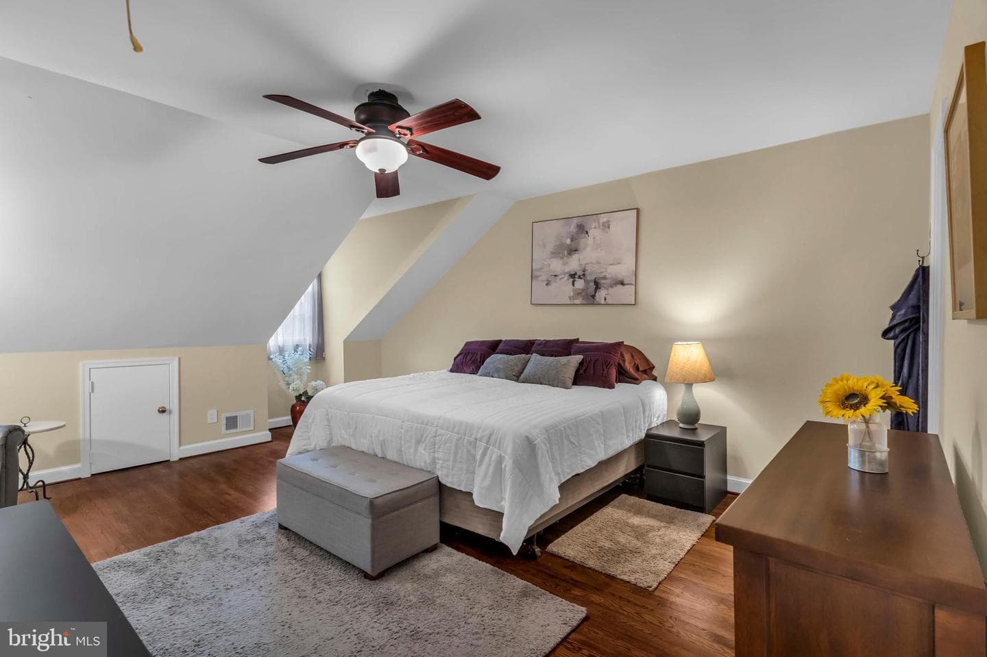 1118 N Pitt Street N photo 46