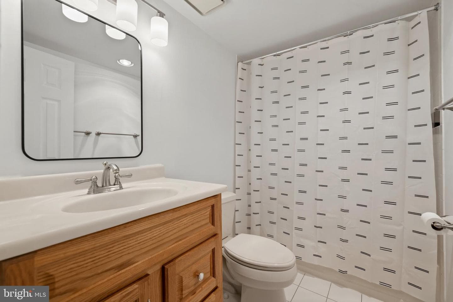 807 N Howard Street #213 photo 36