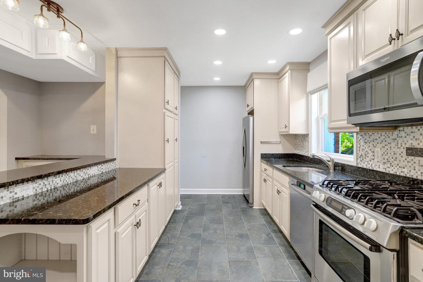 2935 Landover Street photo 3