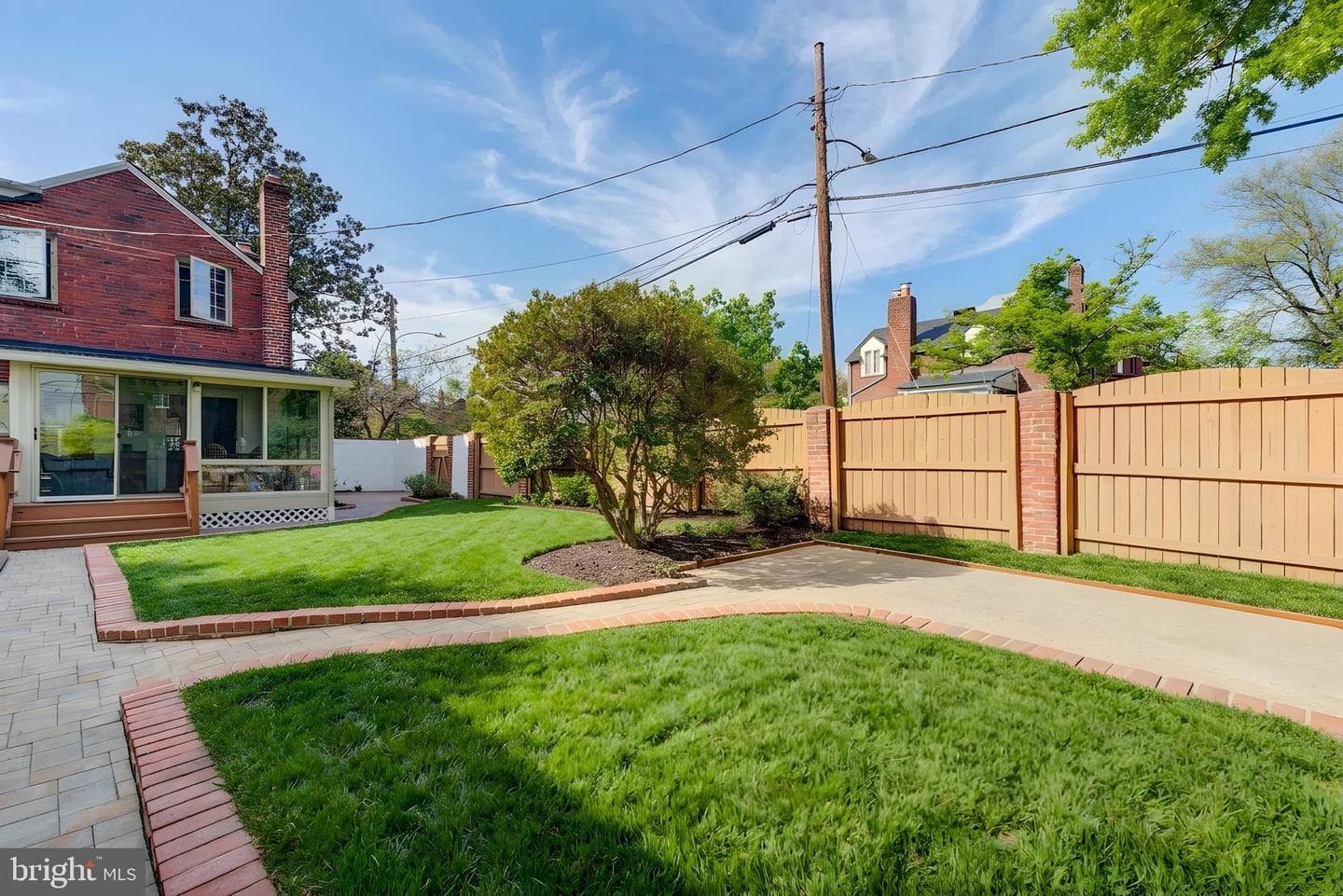 701 Devon Place photo 6