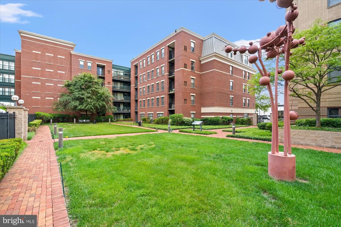1111 Oronoco Street #441 photo 3