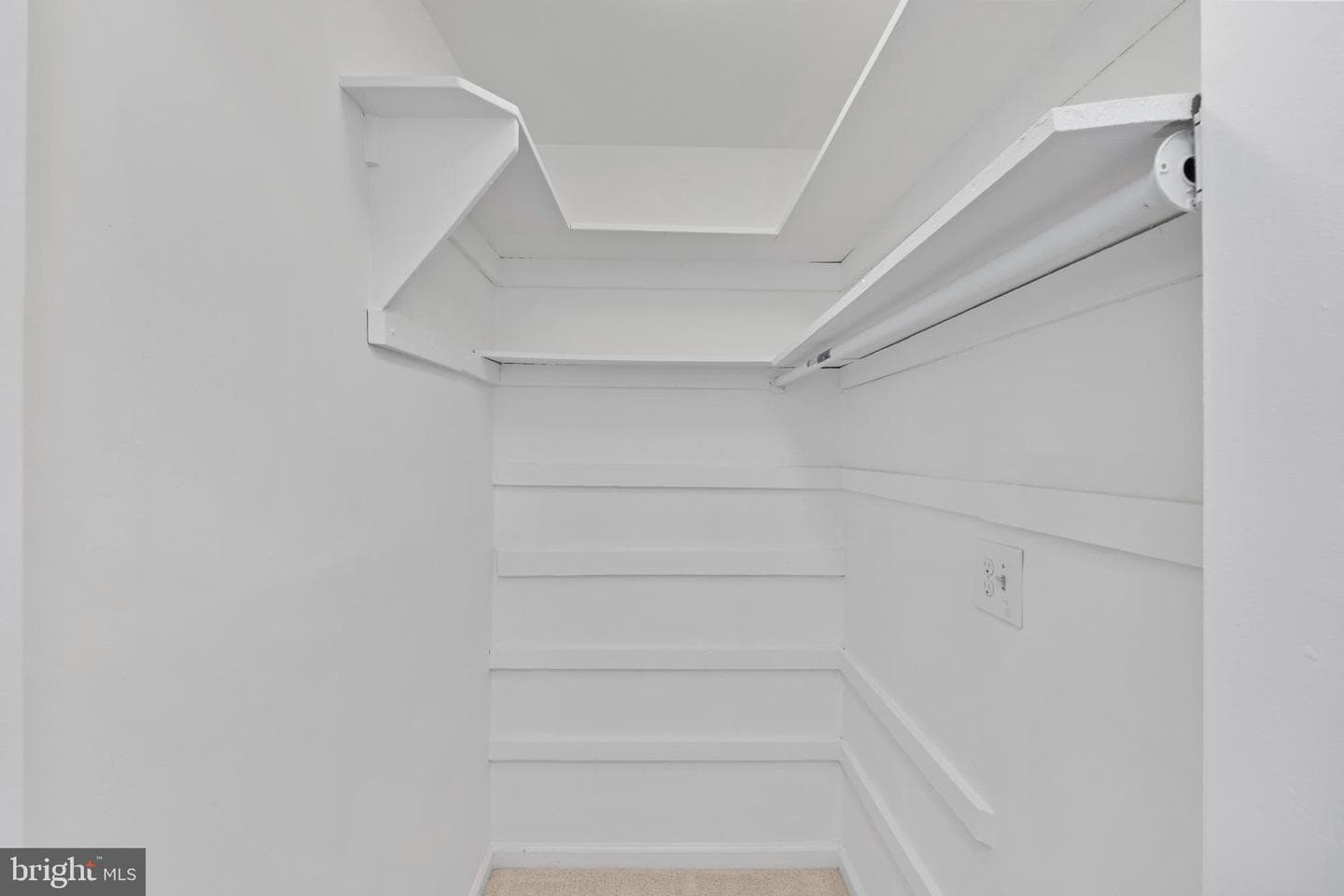 503 N Armistead Street #102 photo 18