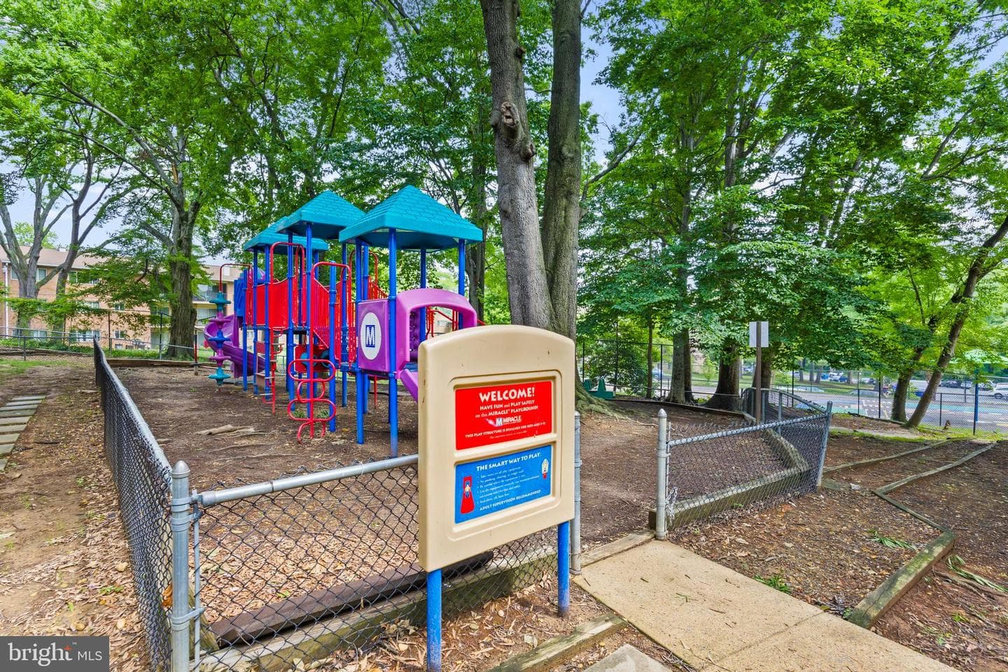503 N Armistead Street #102 photo 30