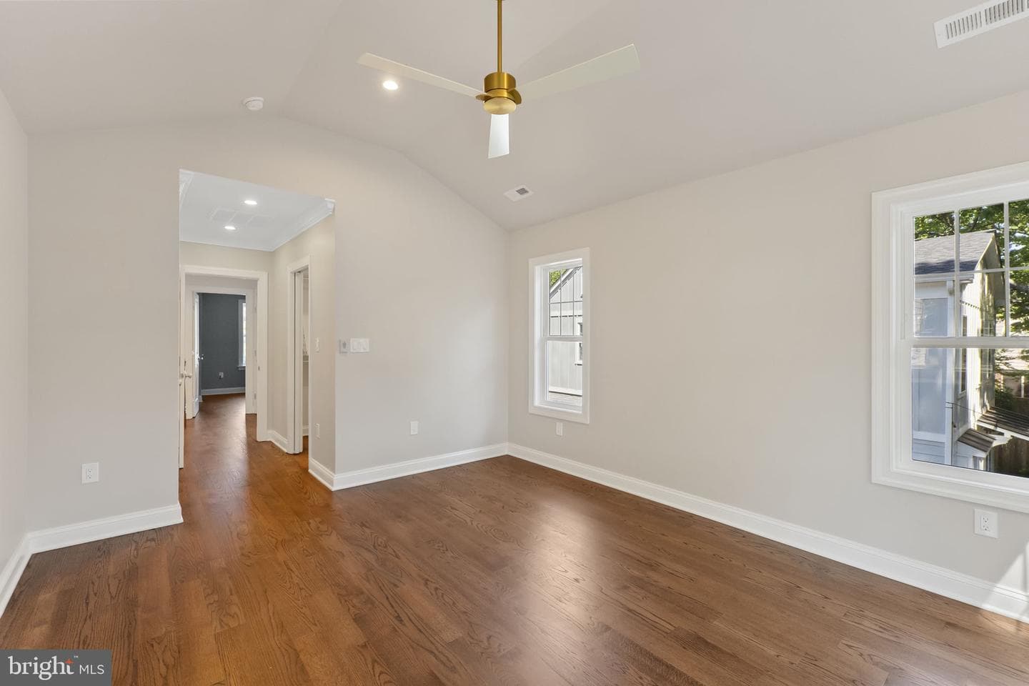 Va photo 28
