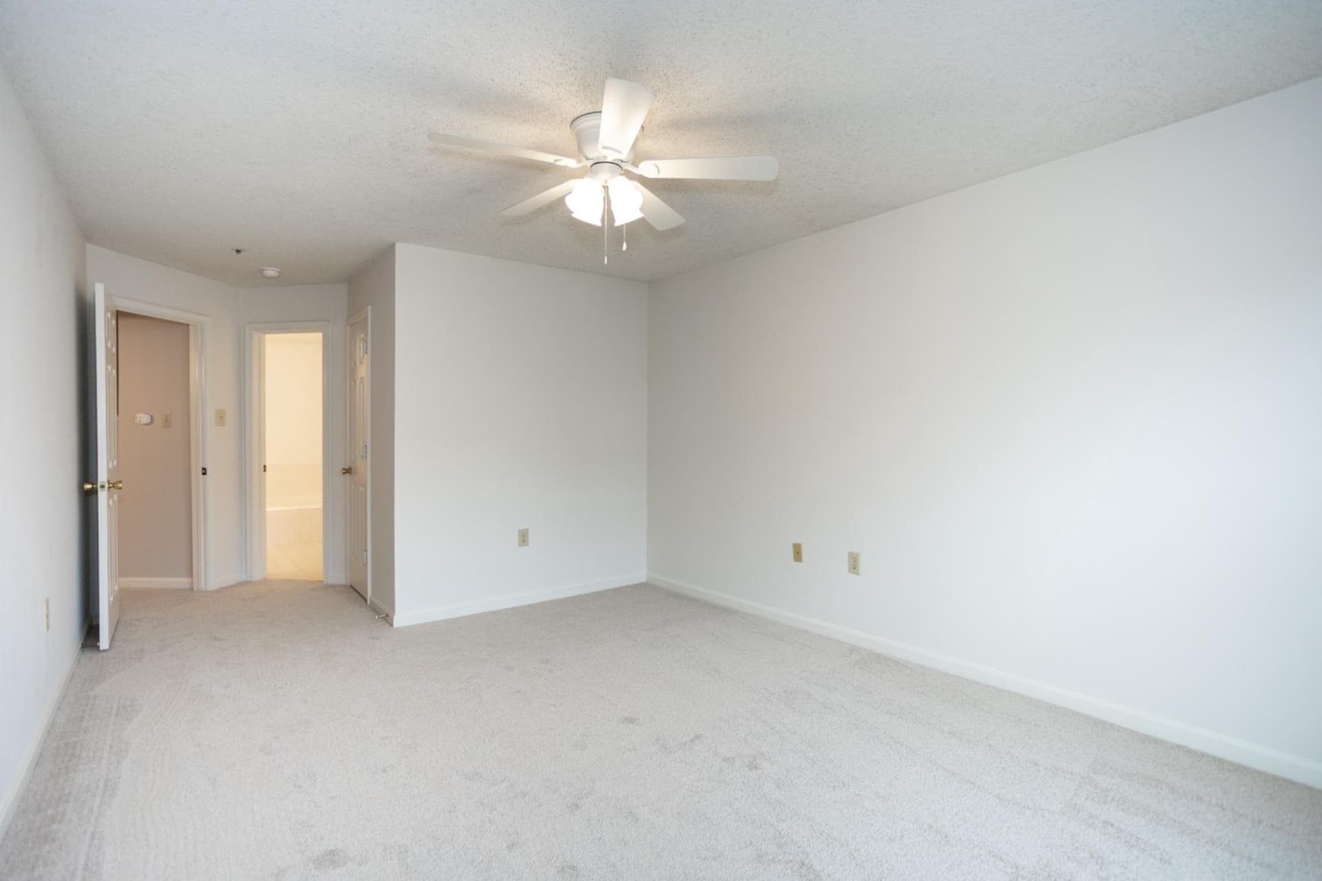 279 S Pickett Street #301 photo 39