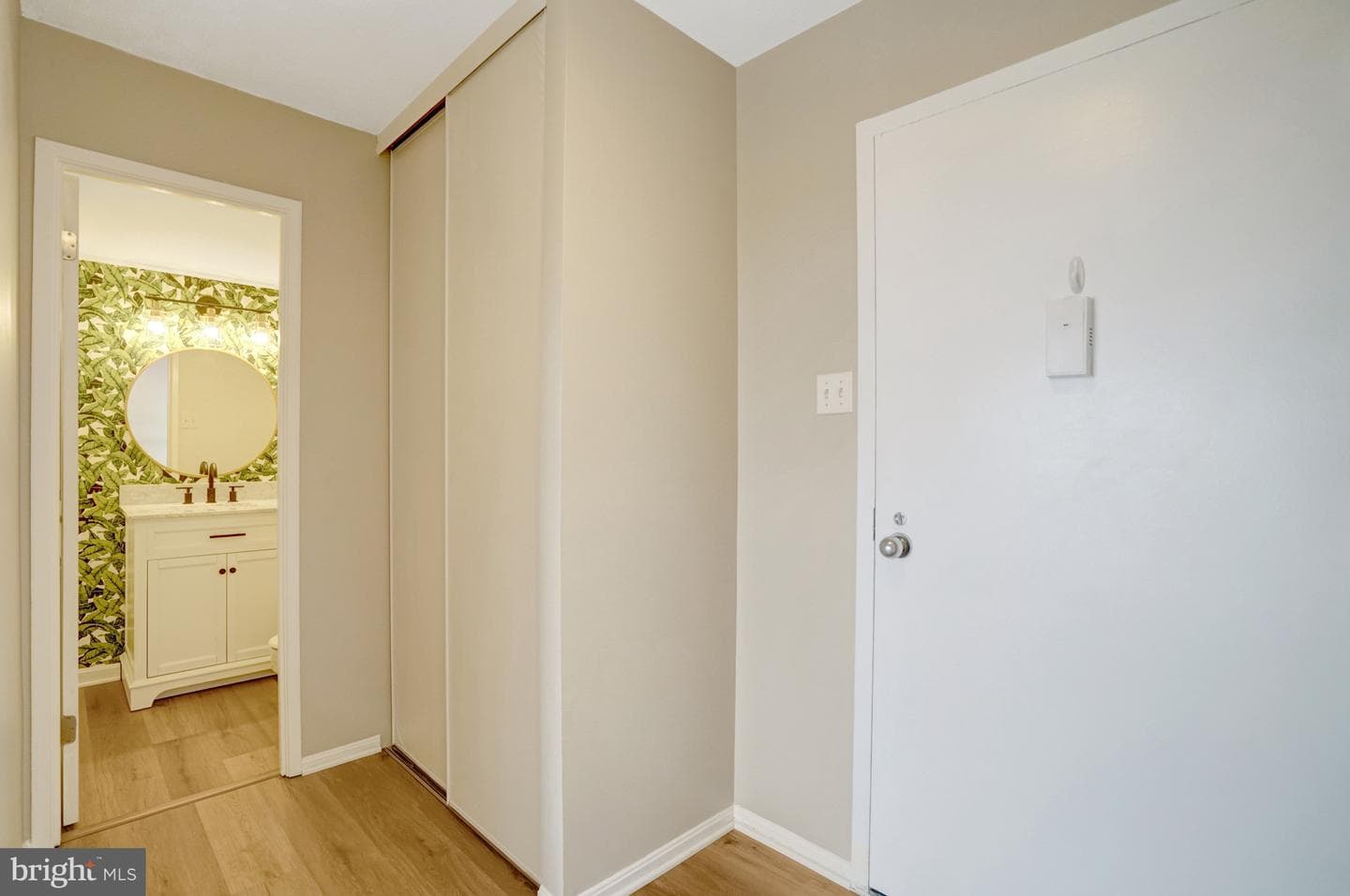 307 Yoakum Parkway #1406 photo 13