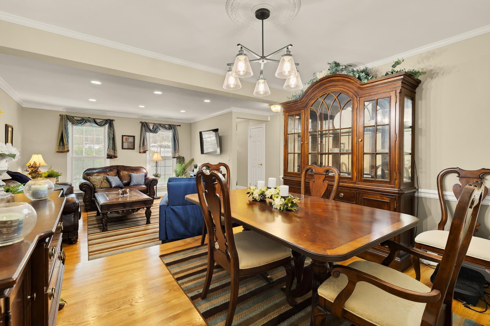 5006 Domain Place photo 9