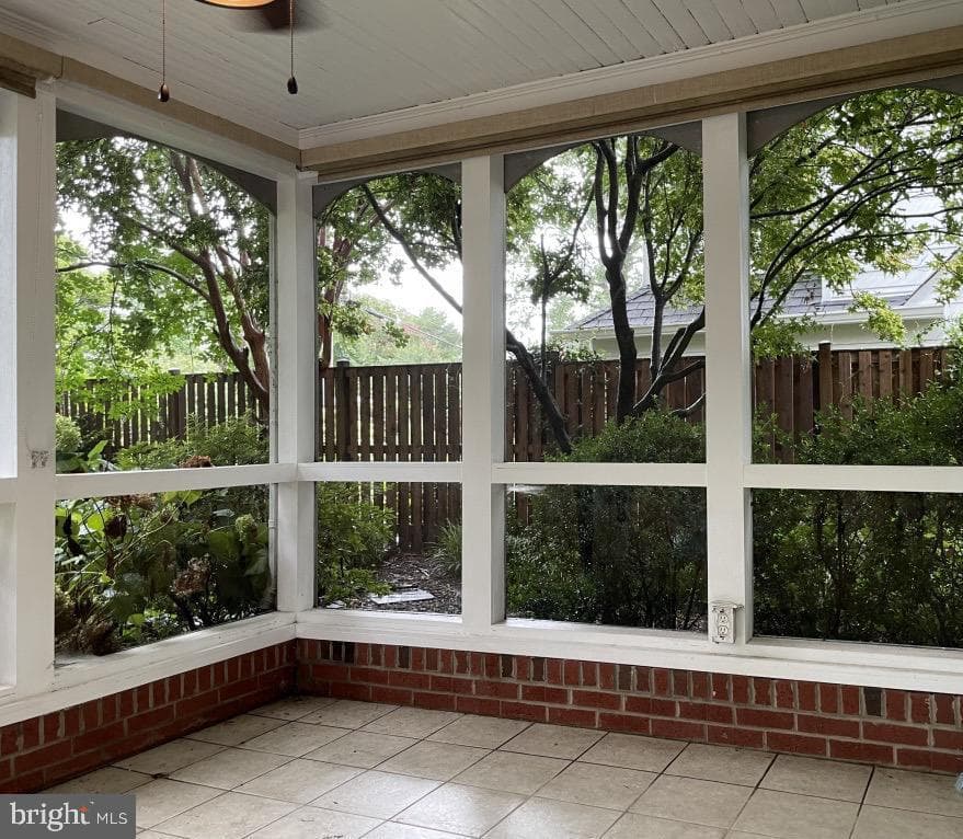 806 N Overlook Drive photo 10