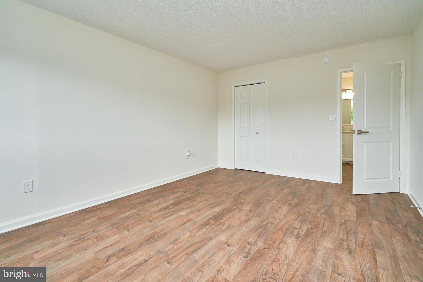 1225 Martha Custis Drive #810 photo 23
