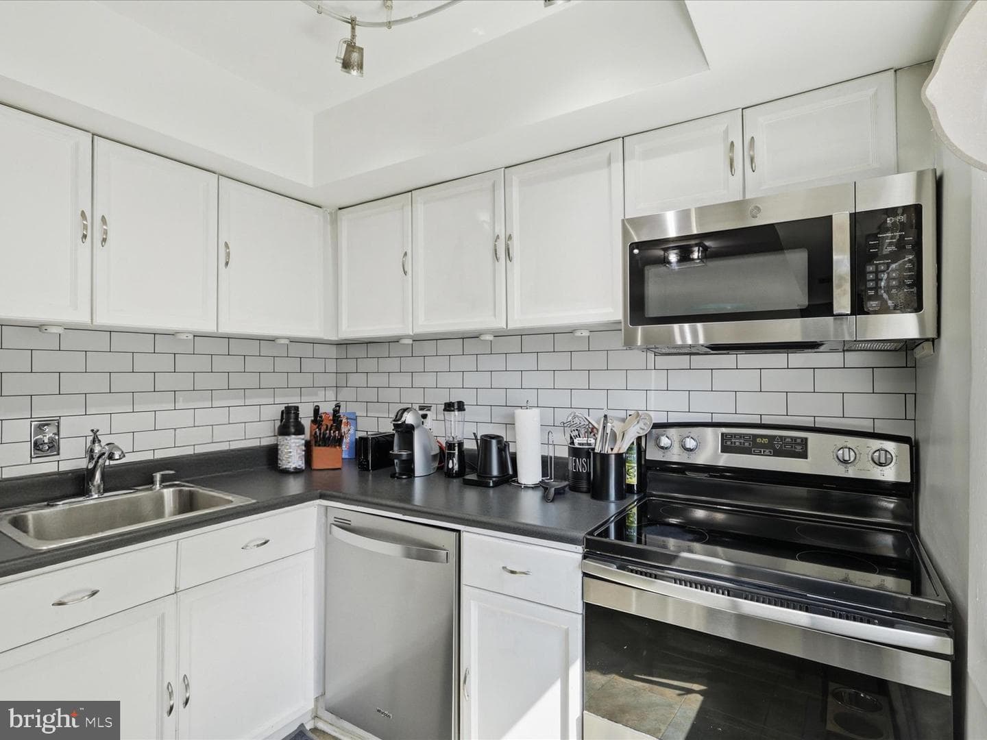 3342 S 28th Street #202 photo 9