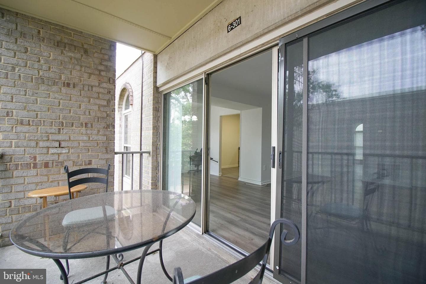 6 Canterbury Square #301 photo 24