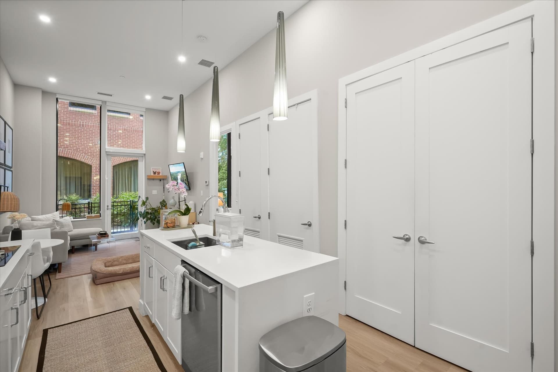 801 N Fairfax Street #138 photo 3