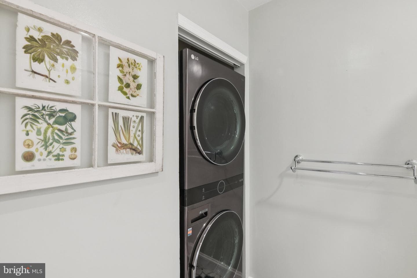 10 Irving Court photo 36