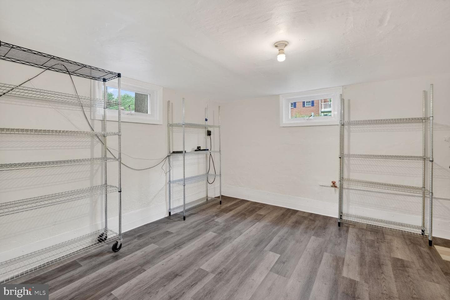 105 Adams Avenue photo 42