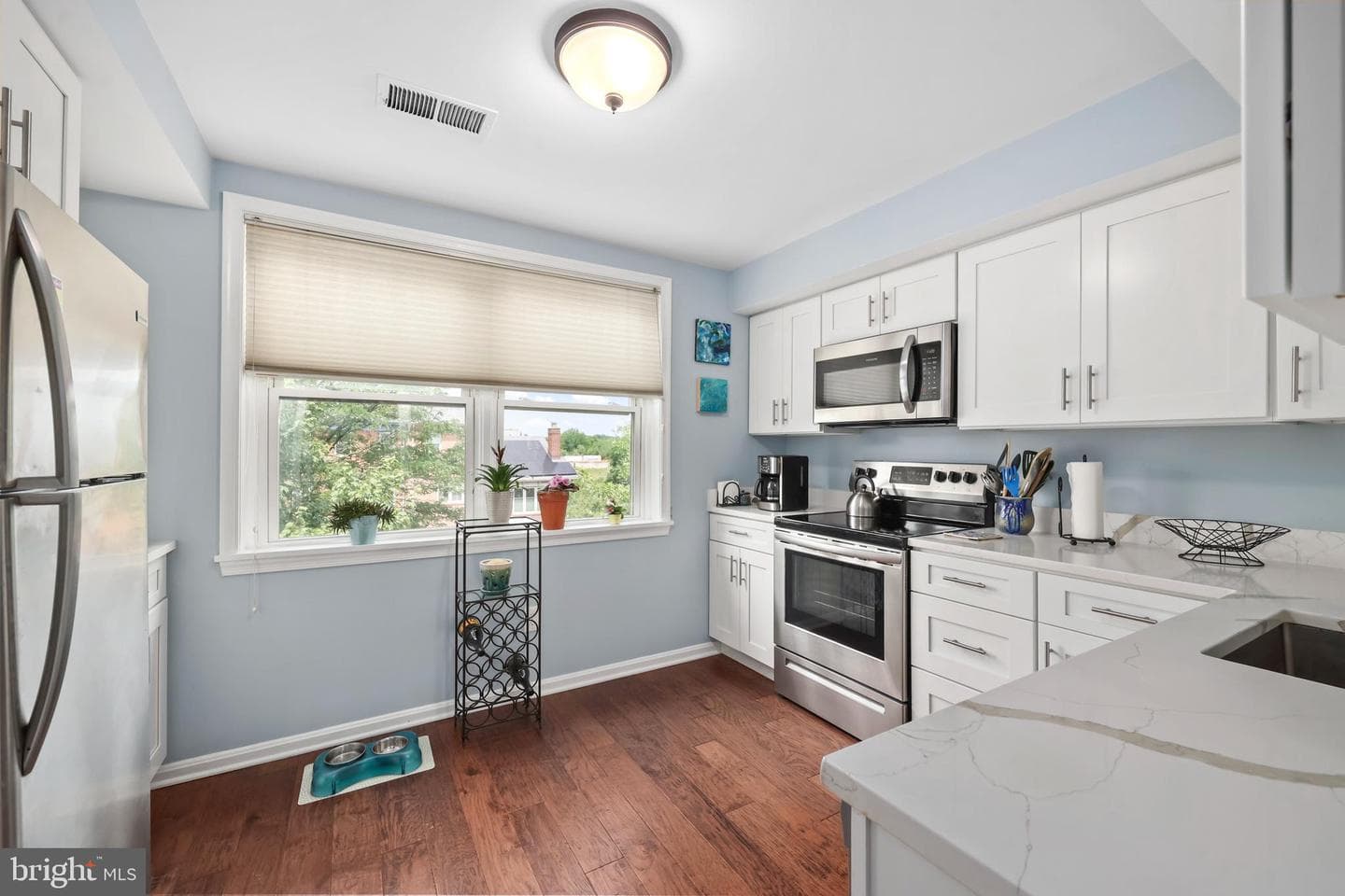 524 N West Street photo 14