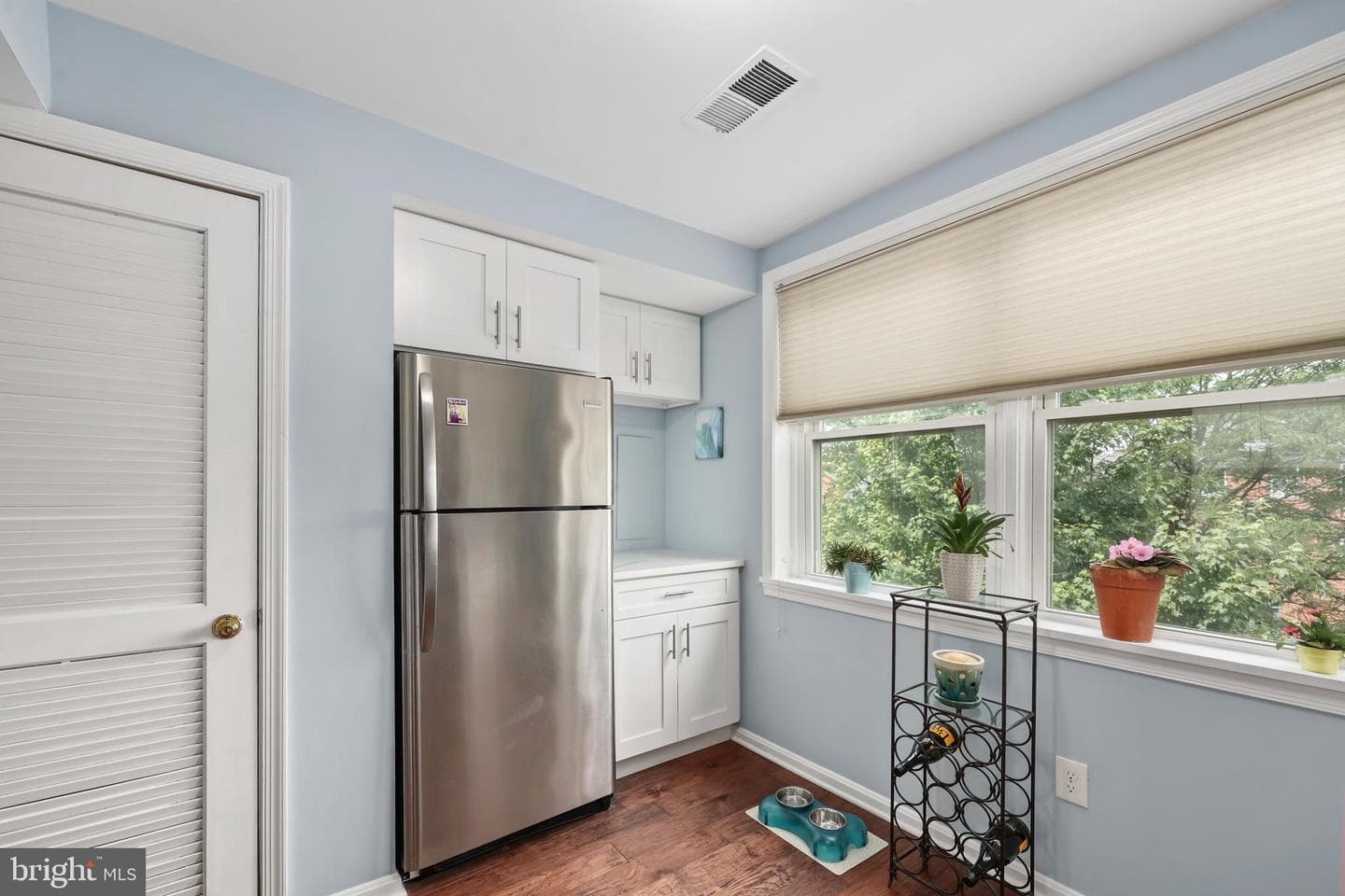 524 N West Street photo 8