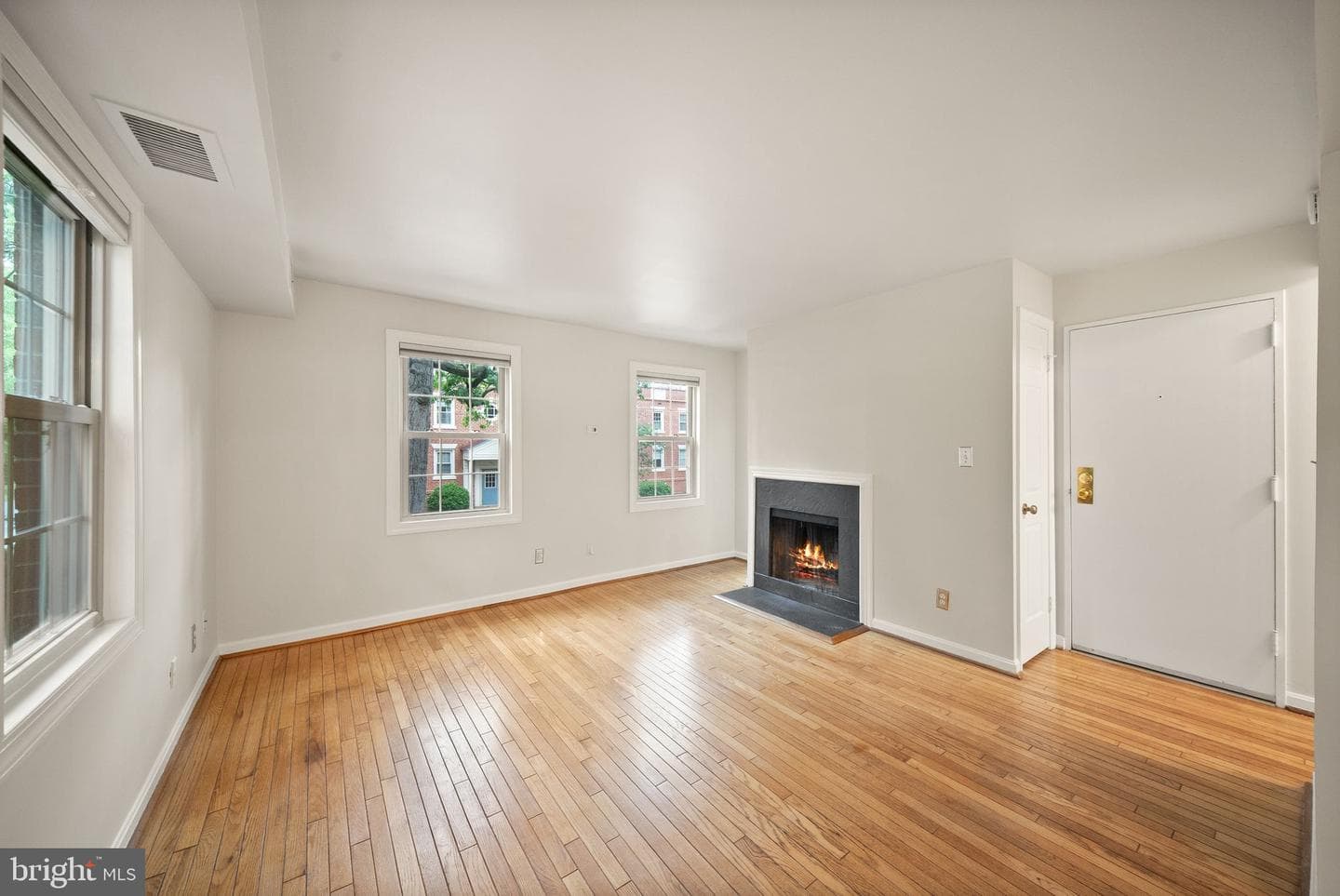 1311 E Abingdon Drive #4 photo 4