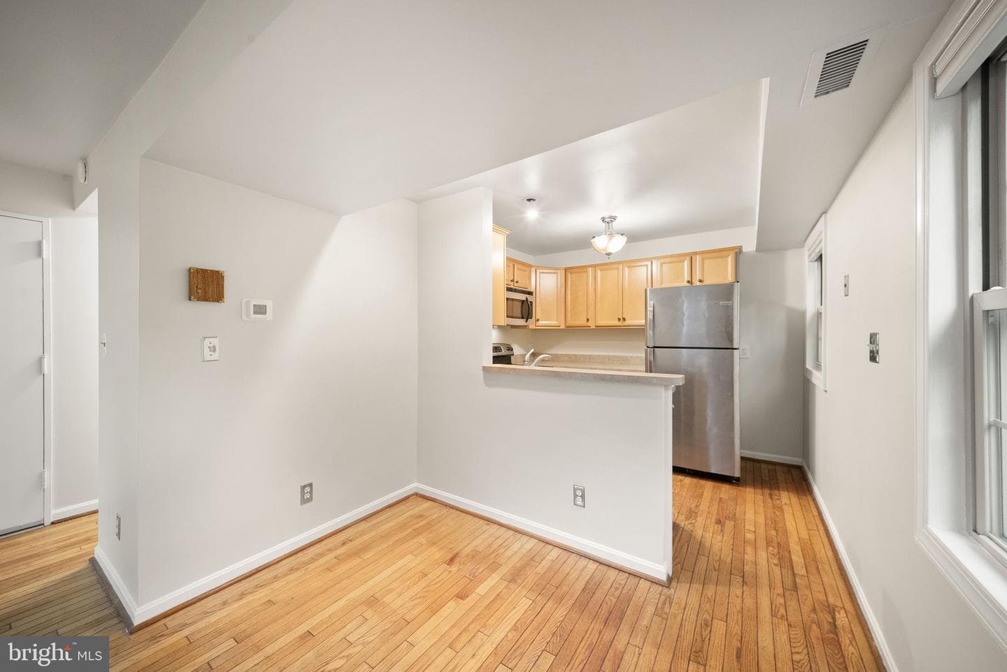 1311 E Abingdon Drive #4 photo 7