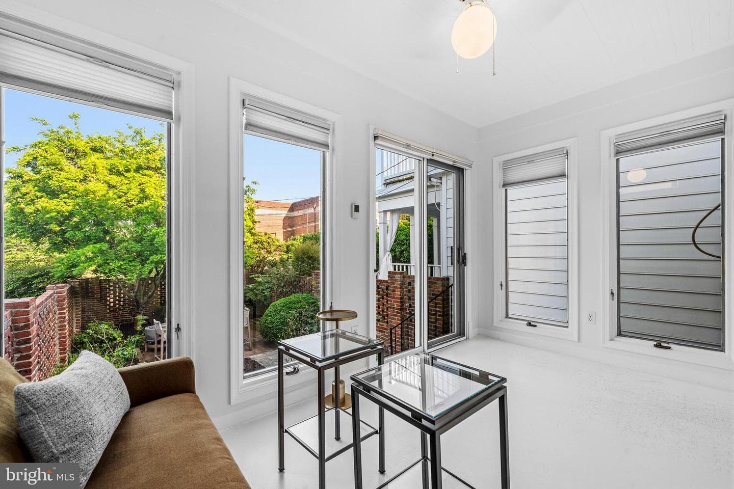 902 S Saint Asaph Street photo 13