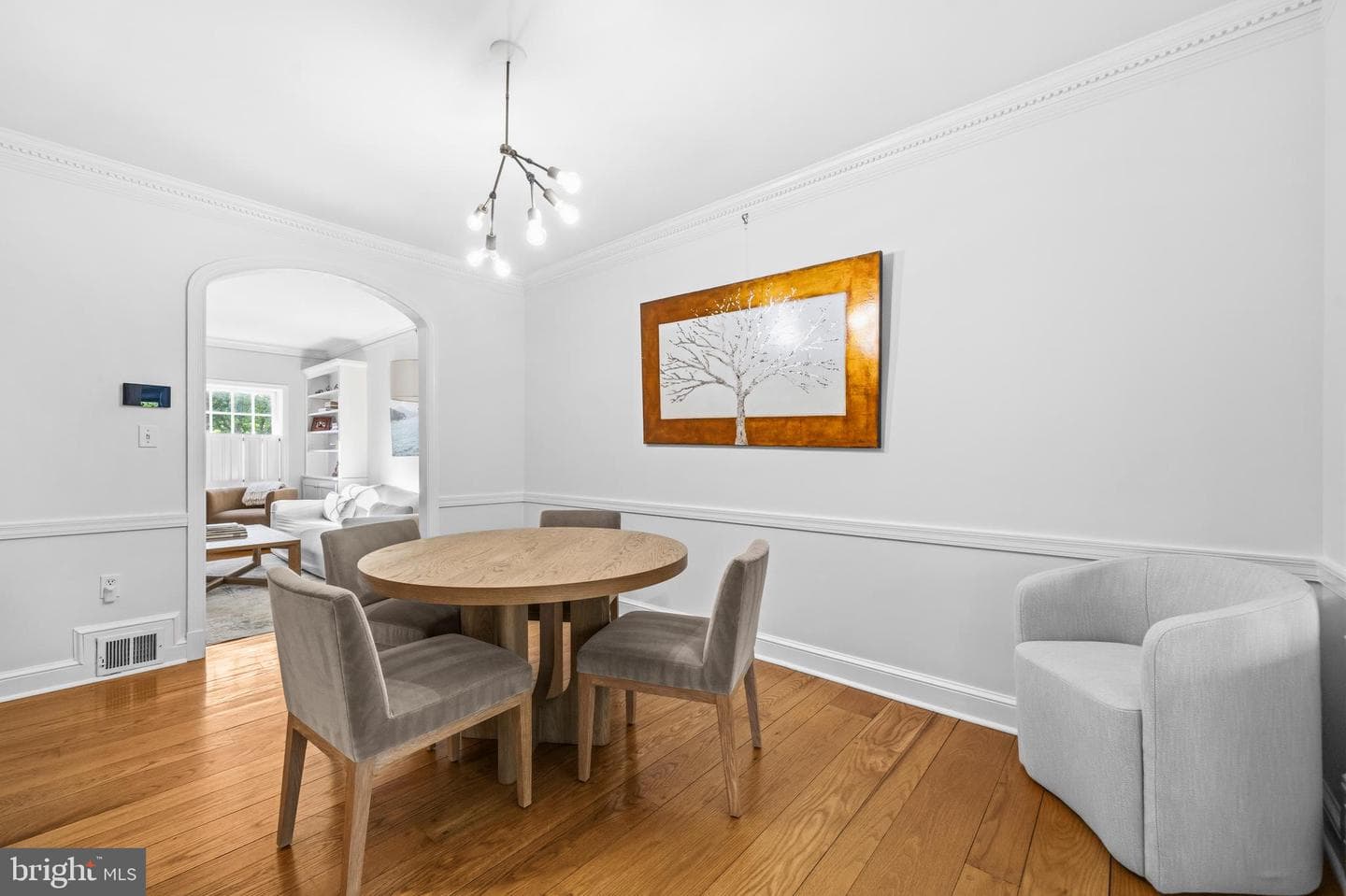 902 S Saint Asaph Street photo 7