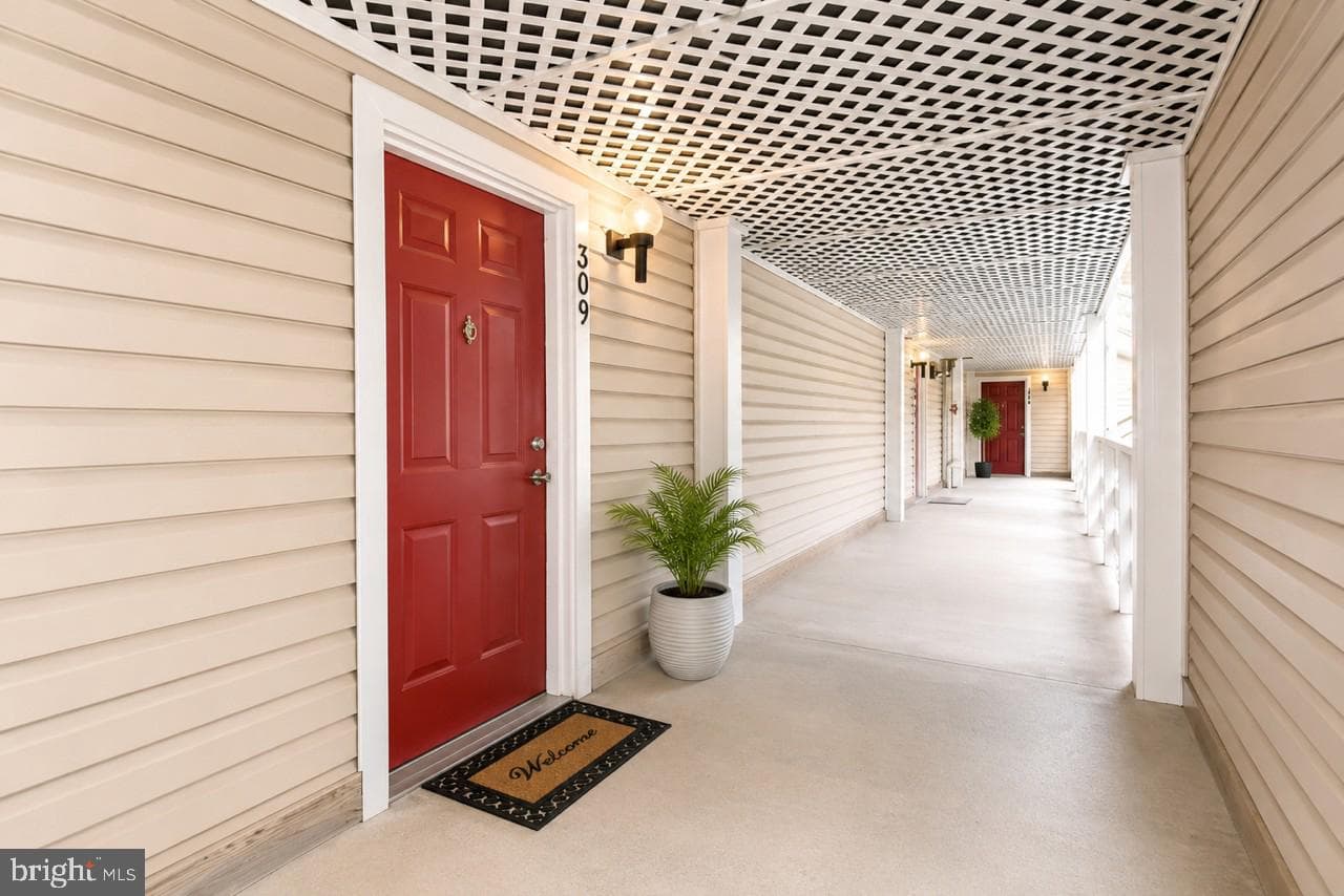 240 S Reynolds Street #309 photo 16