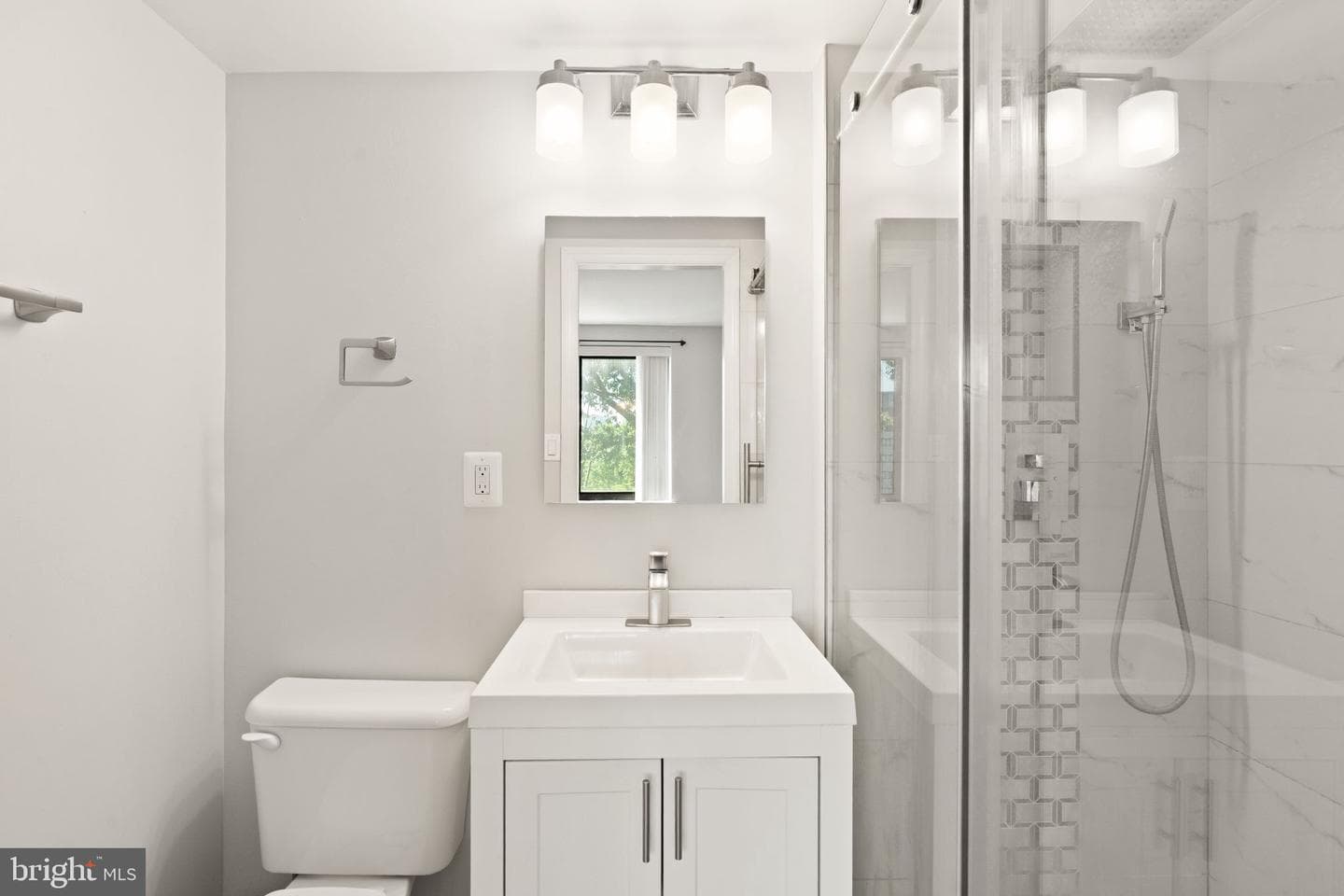 12 Van Dorn #405 photo 36
